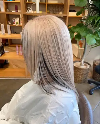 セミロング カラー ハイトーンカラー / 美髪矯正/出口優斗のヘアスタイル