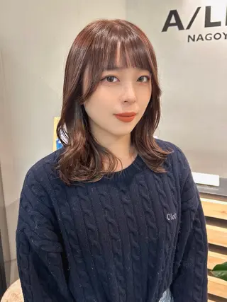 ミディアム カラー ウルフカット レイヤーカット上柿のヘアスタイル