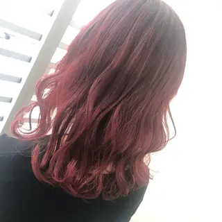ミディアム カラー 韓国🇰🇷レイヤー 映える顔周り🩷のヘアスタイル