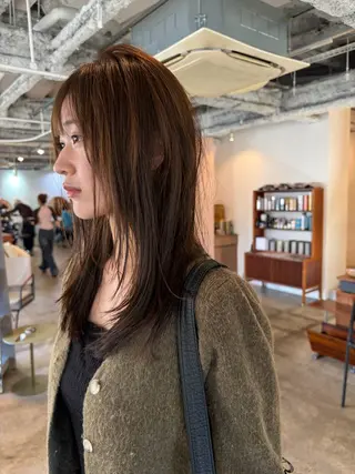 セミロング カラー yu maのヘアスタイル