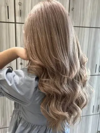 カラー mai 🫧のヘアスタイル