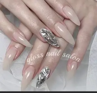 ネイル miho🍎 Gloss nailのネイルデザイン