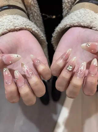 ネイル mimi 高石桃朱のネイルデザイン