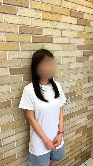セミロング カラー 🫧艶 ×透明感🫧 吉田 陽菜のヘアスタイル