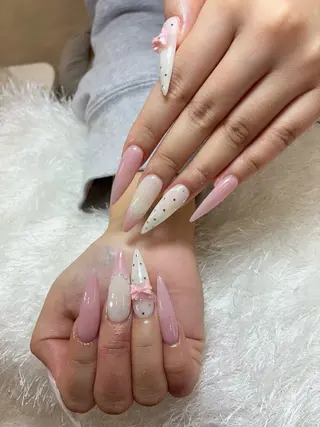 ネイル 佐藤 依娜のネイルデザイン
