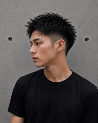 ショート メンズ {レイヤー/透明感 カラー}Wataruのヘアスタイル