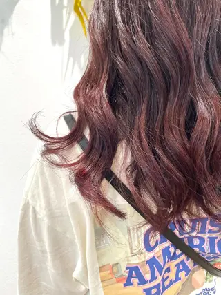 セミロング カラー 山本 愛永のヘアスタイル