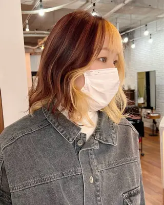 ミディアム カラー 堀部 梨瑠のヘアスタイル