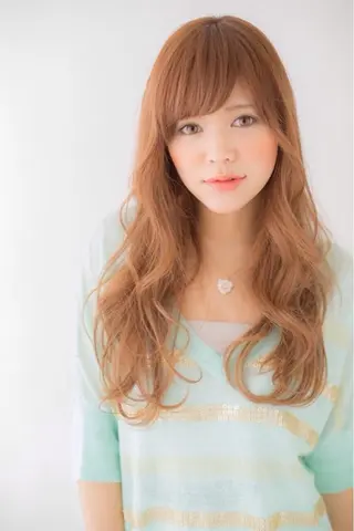 ロング "オクムラ タクヤ"のヘアスタイル