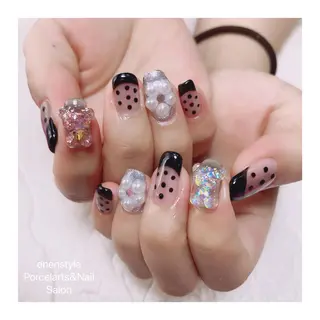 ミディアム ネイル 🐾enen style 🐾のネイルデザイン