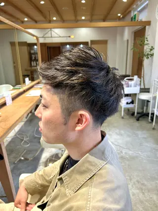 ショート カラー メンズ 佐藤 悠生 メンズパーマ.カットのヘアスタイル