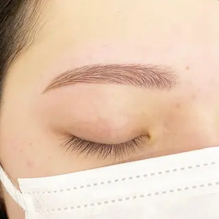 カラー アイブロウ elblink risaのマツエク・マツパデザイン