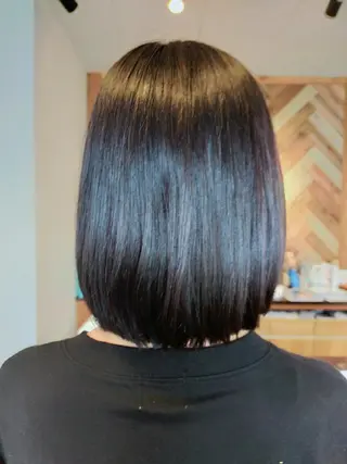 ミディアム ﾍｱ×ｶﾌｪKUMA KOSMOのヘアスタイル