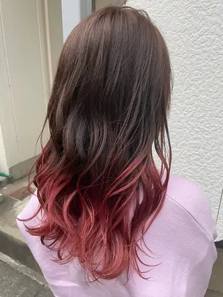 セミロング カラー インナーカラー 推し ブリーチ 髪質改善のヘアスタイル