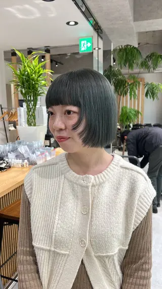 ショート カラー 透明感カラー/レイヤ ー/ MARIEのヘアスタイル