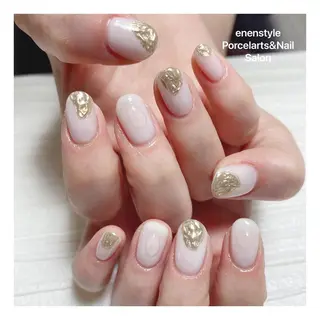 ミディアム ネイル 🐾enen style 🐾のネイルデザイン