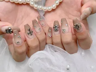 ネイル lucky nail 歌舞伎町のネイルデザイン