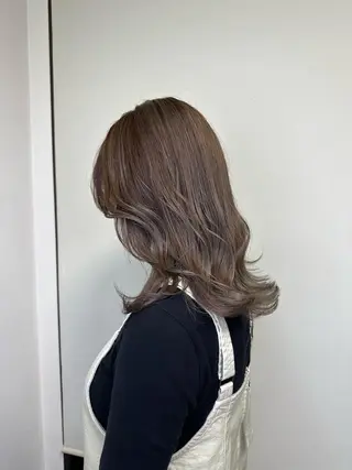 ミディアム カラー ブリーチカラー🫧 森　凪沙のヘアスタイル