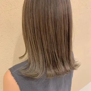 セミロング カラー 𝒢𝒾𝓇𝓁𝓎 ⑅　𝓎𝓊𝓀𝒶のヘアスタイル