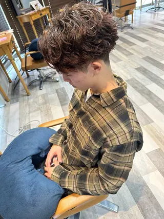 ショート パーマ メンズ 和田 直也のヘアスタイル