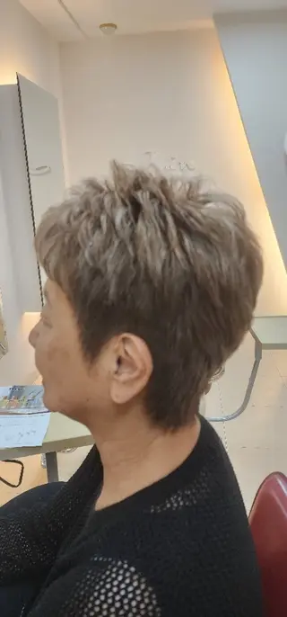 ショート カラー hairmake Juinのヘアスタイル