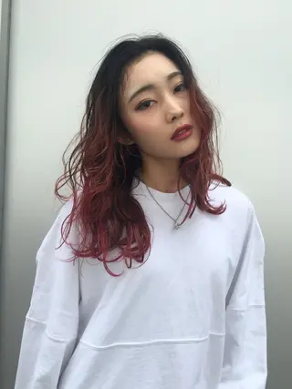 カラー セミロング ブリーチ/ウルフ特化 渋谷カルチャー交差点のヘアスタイル