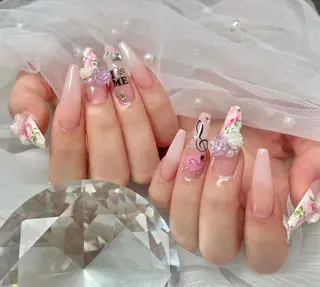 ネイル Mi nailsのネイルデザイン