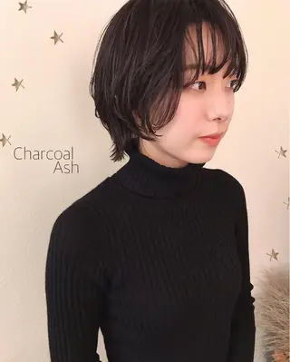 ショート カラー 市川 千夏のヘアスタイル