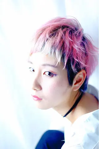 ショート カラー AVANCE 長尾 尚悟のヘアスタイル