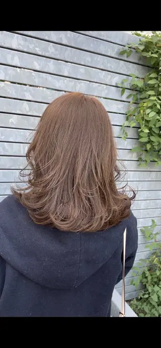 ミディアム カラー ご新規様限定 透明感カラーKANAのヘアスタイル