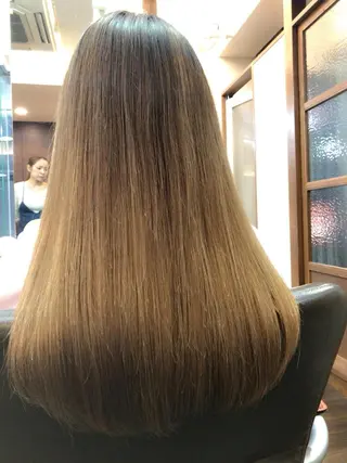 セミロング 西川 佑樹のヘアスタイル