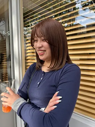 ミディアム カラー 熊取谷 茉那のヘアスタイル