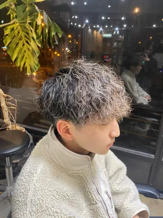 パーマ Douglas ayaのヘアスタイル