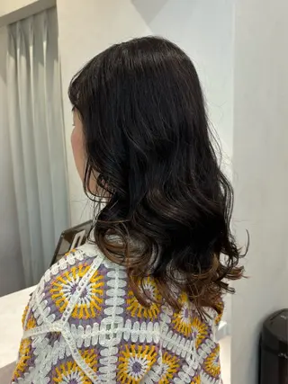 ロング 伊藤 欣良のヘアスタイル