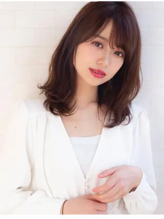 ミディアム カラー ツヤ髪になりたい方へ 🩷柴田知亜希のヘアスタイル