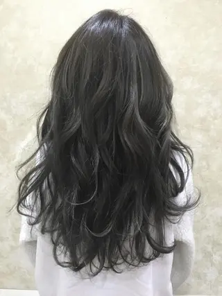 ロング カラー 沖 宜志のヘアスタイル
