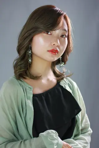 ミディアム カラー パーマ 松尾 泰伸のヘアスタイル