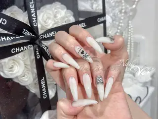 ネイル ✨Nailsalon Vi+✨のネイルデザイン