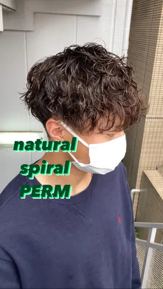 パーマ メンズ 曲がる縮毛矯正 LIBER 岩名のヘアスタイル
