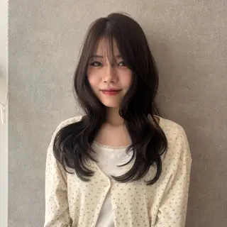 セミロング 🩶透明感カラー🩶 ミズキのヘアスタイル