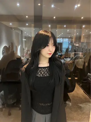 ロング ハッシュカット🖤✨ 顔周り/韓国ヘアのヘアスタイル