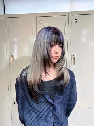 セミロング カラー 🧤高明度ハイトーン 🧤莉音のヘアスタイル