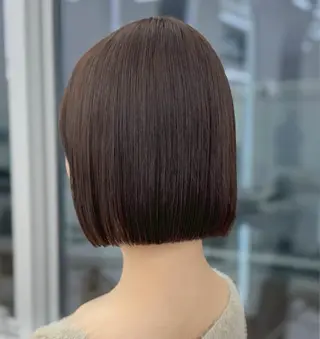 ショート 𝐜𝐨𝐚 𝐦𝐨𝐦𝐨𝐞のヘアスタイル