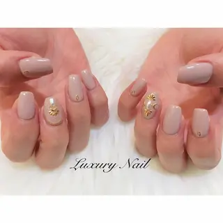 ショート カラー ネイル Nailist Ayaのネイルデザイン