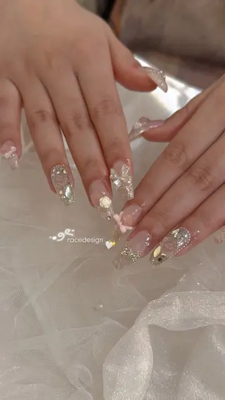 ネイル sara : salon ELVIのネイルデザイン