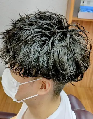 ショート パーマ メンズ 🏝川津瑛二🧖♀ 極上パーマ&カラー⭕のエステ・リラクイメージ