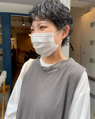 ショート パーマ やまさきえりこ ニュアンスパーマのヘアスタイル