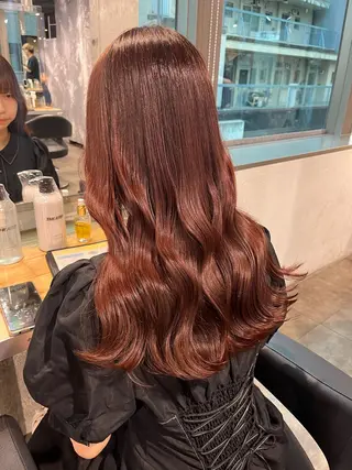 ロング カラー ハイトーンカラー 🦄レイヤーカットのヘアスタイル