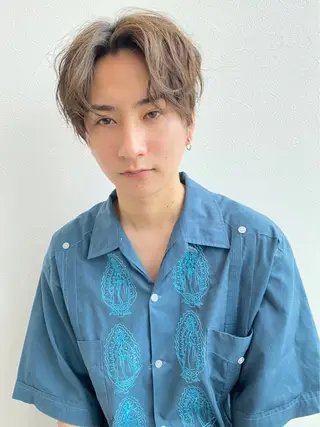 ショート パーマ 似合う髪型見つけます AYAKAのヘアスタイル