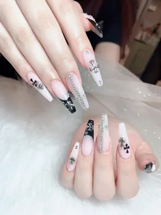 ネイル Queen Nail Salonのネイルデザイン